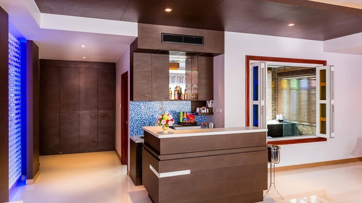 Suite with City View